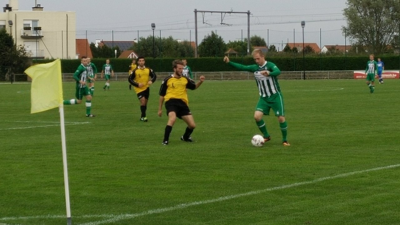 Eerste competitiematch: K.F.C. Heist - Nieuwpoort